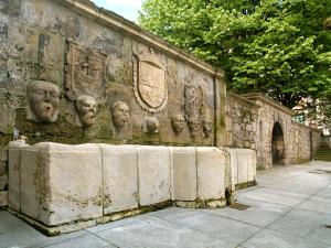 FUENTE LOS CAÑOS DE SAN FRANCISCO.jpg